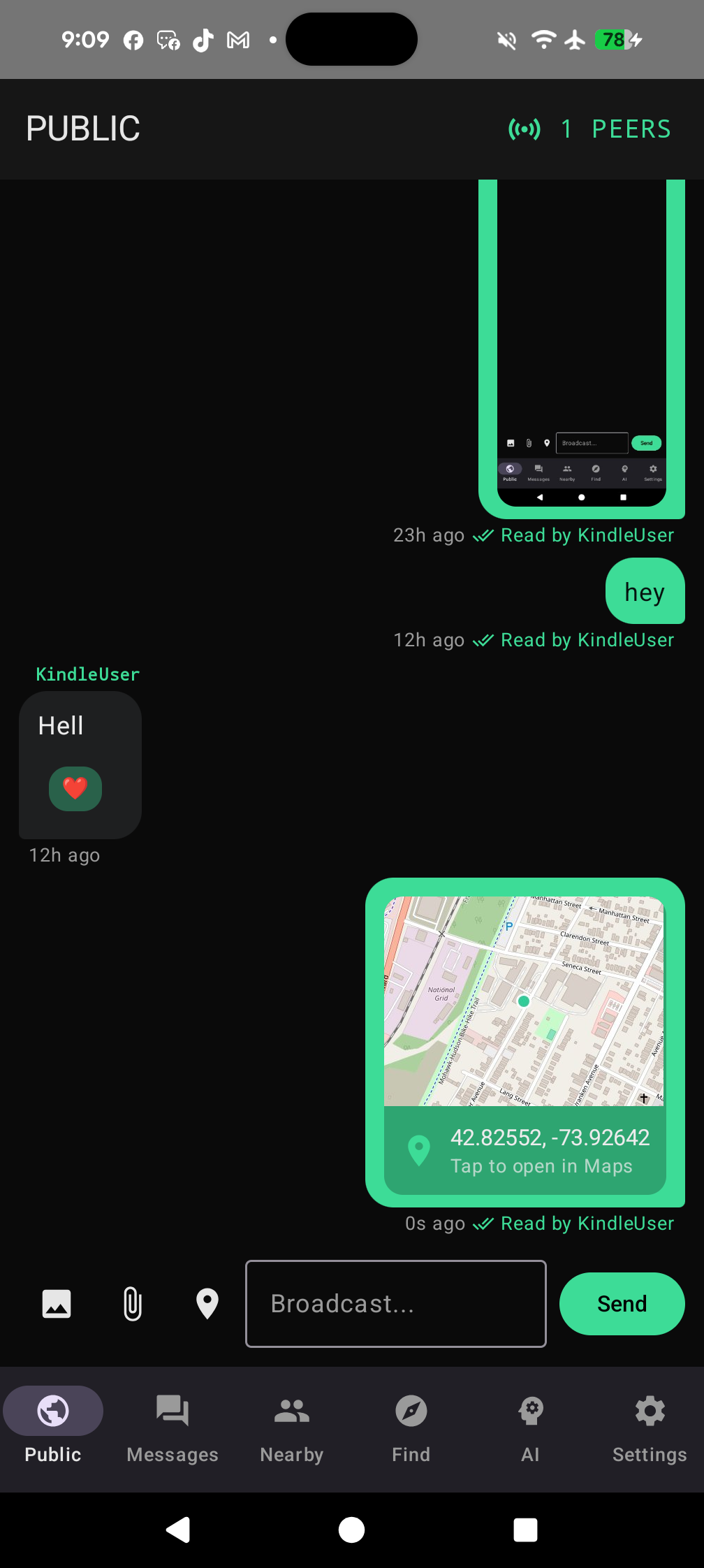 Public feed with location share and read receipt